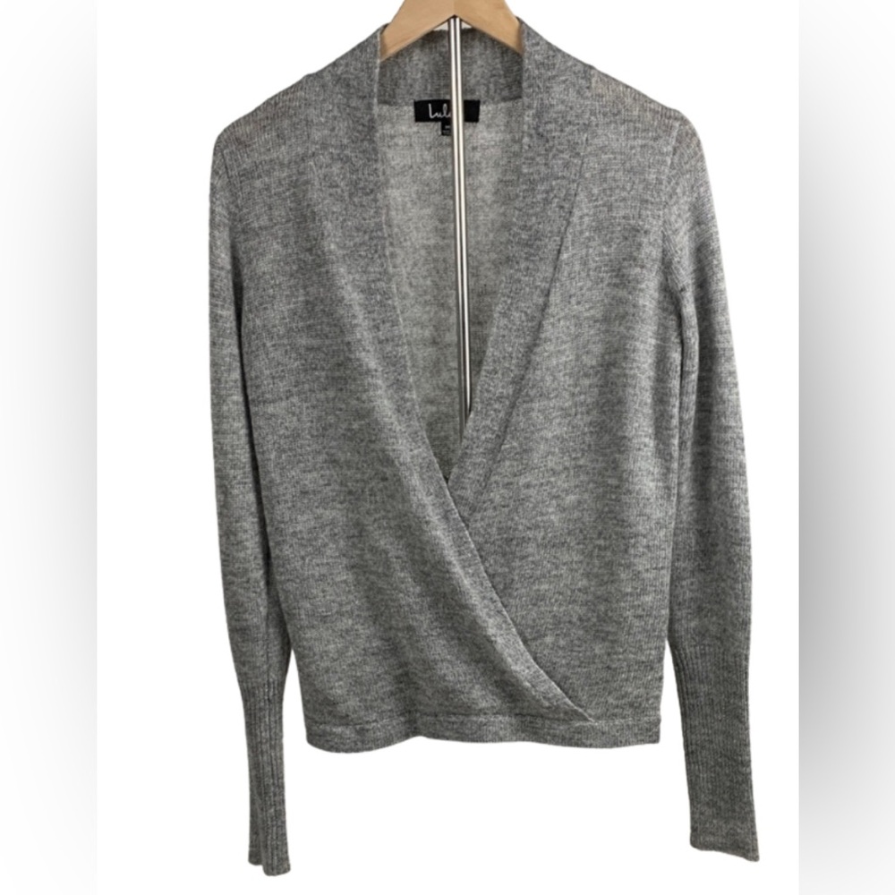 Lulu's Cozy Classic Gray Knit V-Neck Wrap Sweater Women’s M Boho Mimimalist
